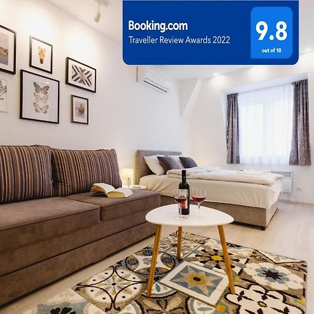 Apartment Hana Lux Belgrade Extérieur photo
