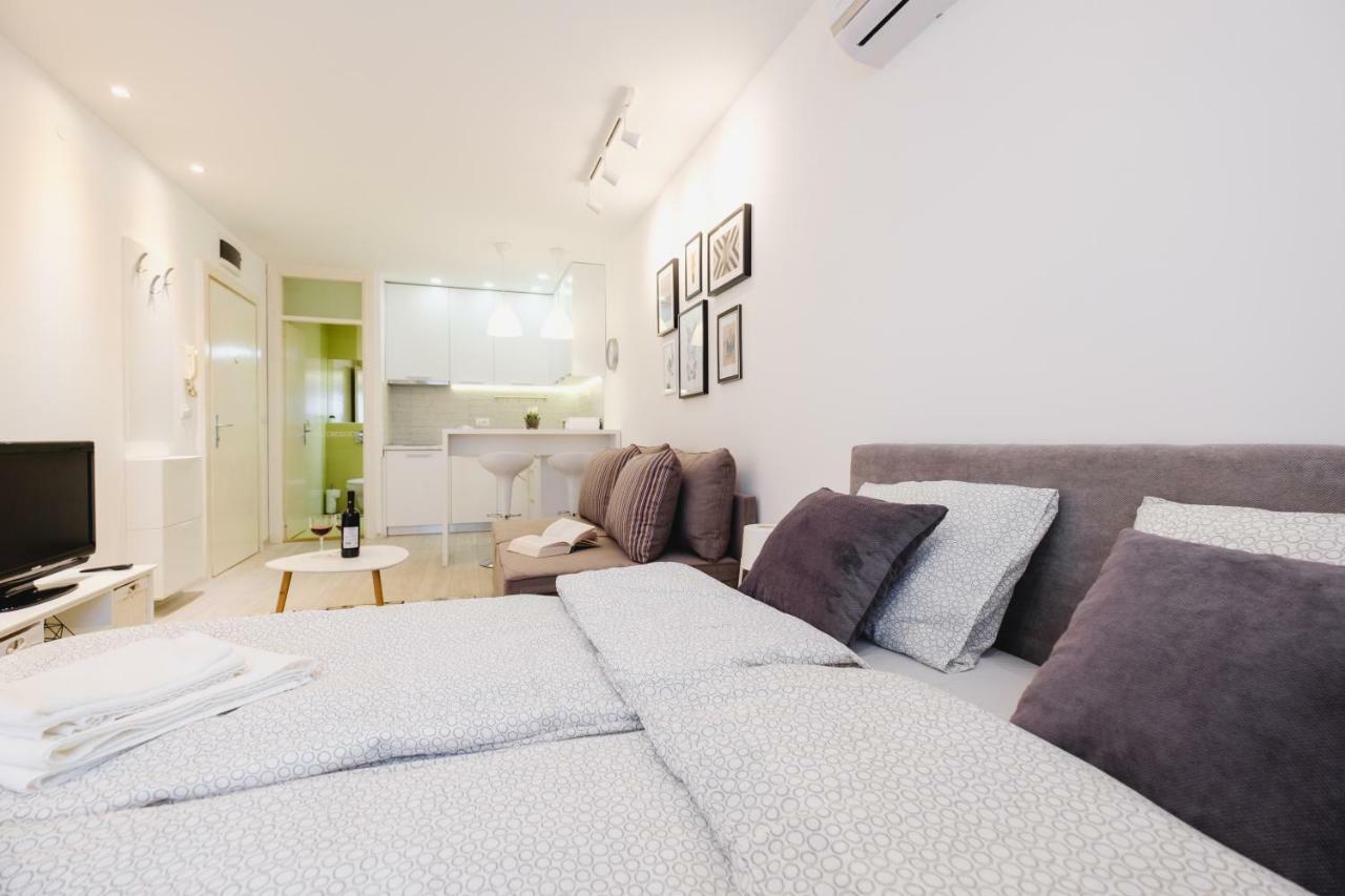 Apartment Hana Lux Belgrade Extérieur photo